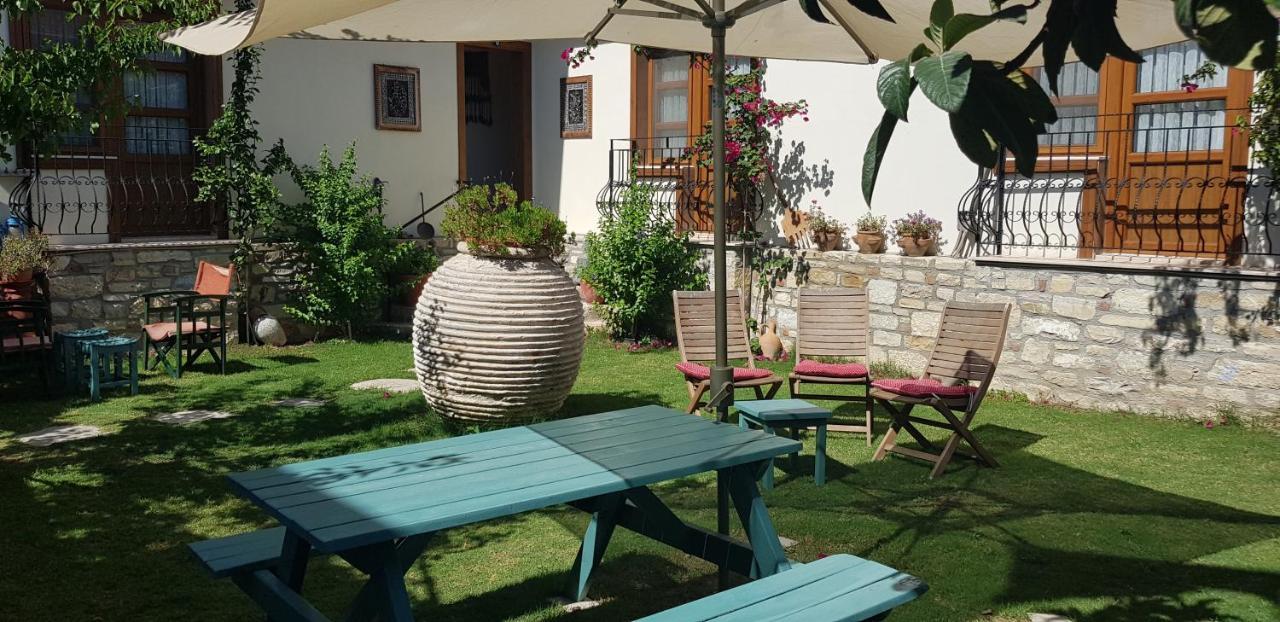 Sezgin Boutique Hotel Kusadası Exterior foto