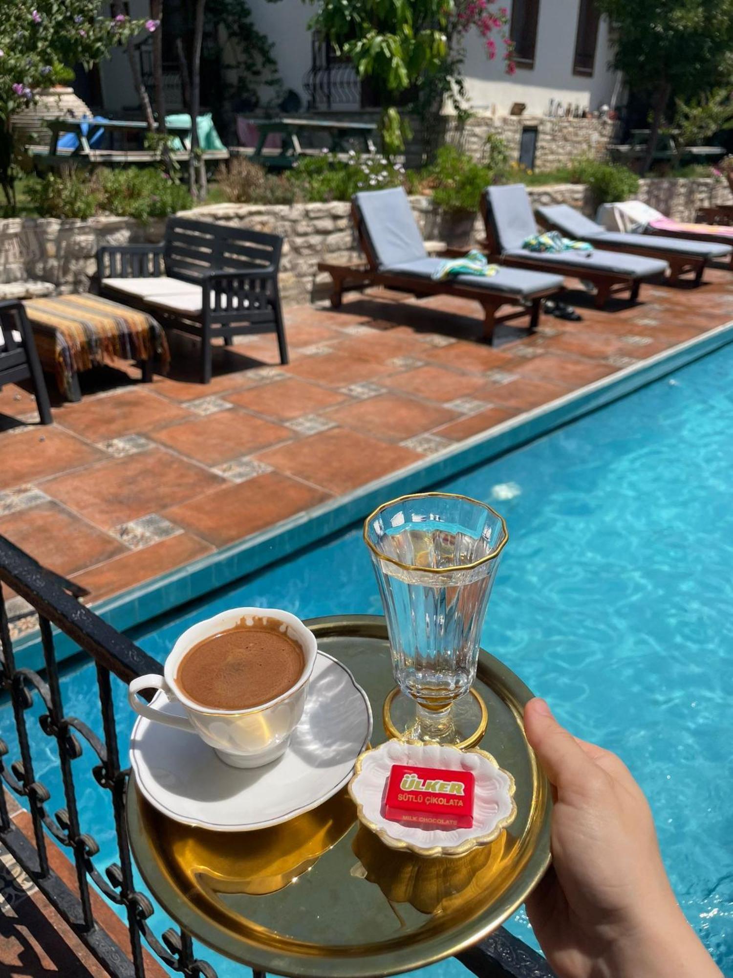 Sezgin Boutique Hotel Kusadası Exterior foto