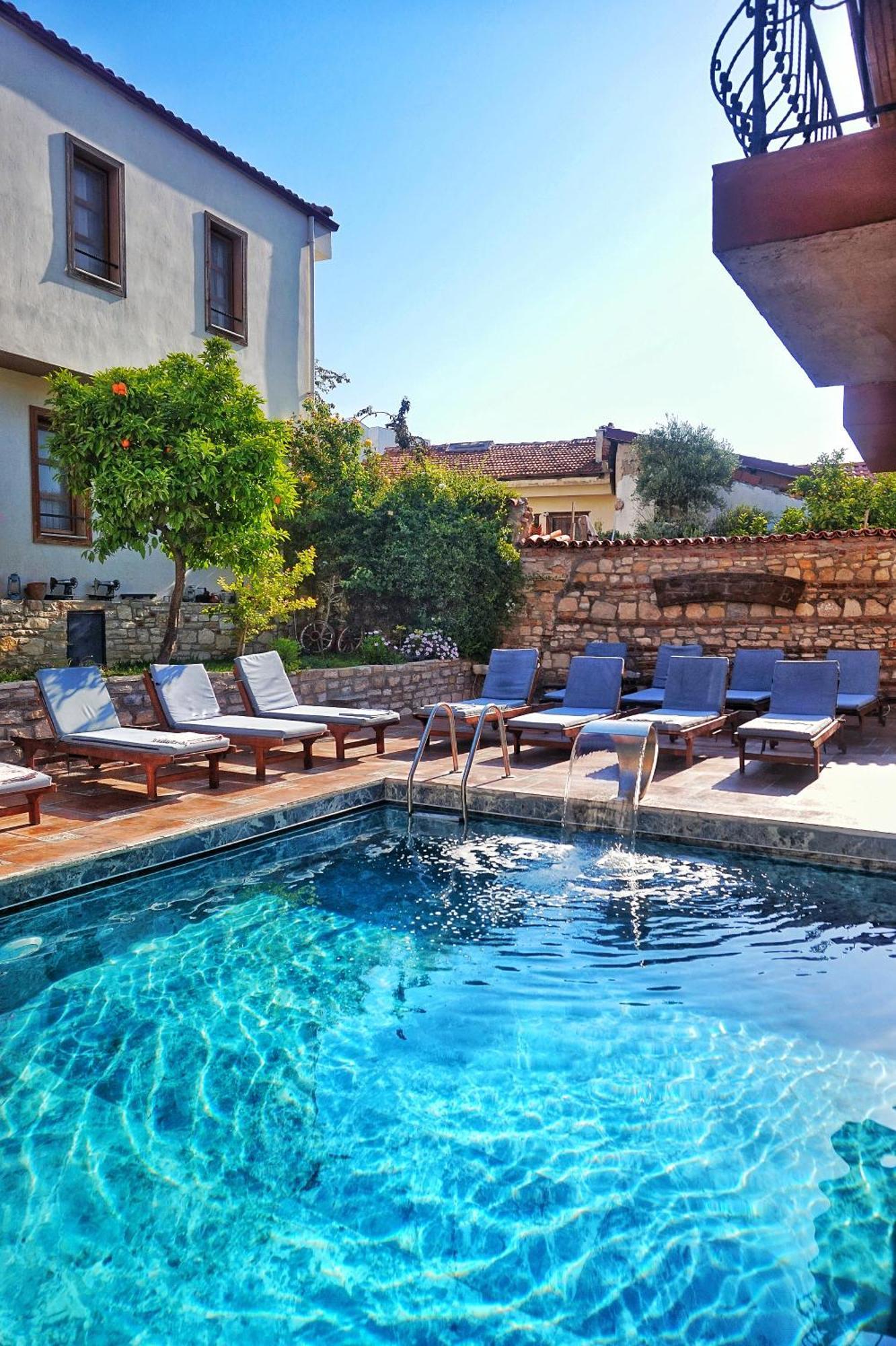 Sezgin Boutique Hotel Kusadası Exterior foto